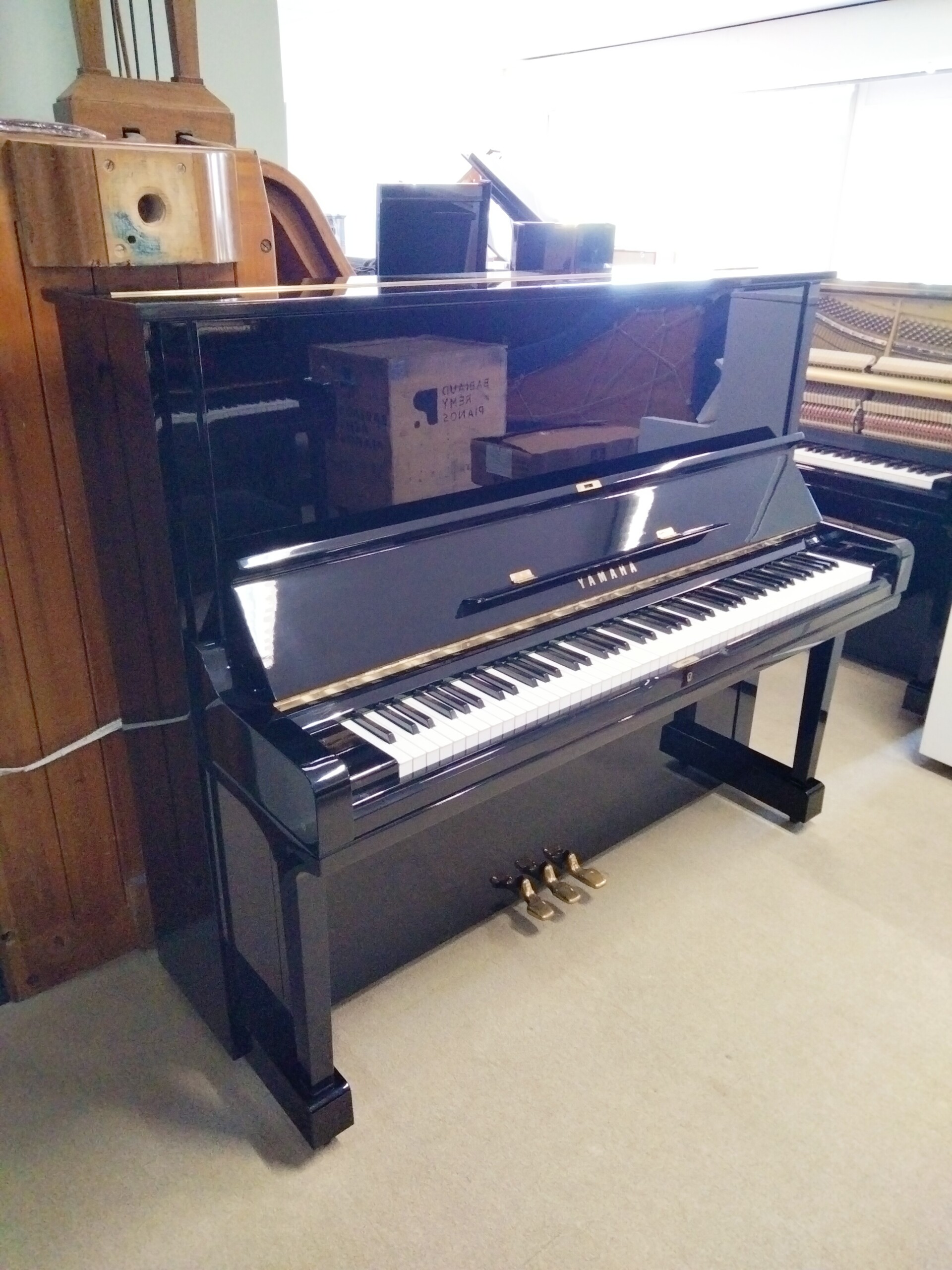 PIANO DROIT YAMAHA U3 - N°H2315264 – Image 2
