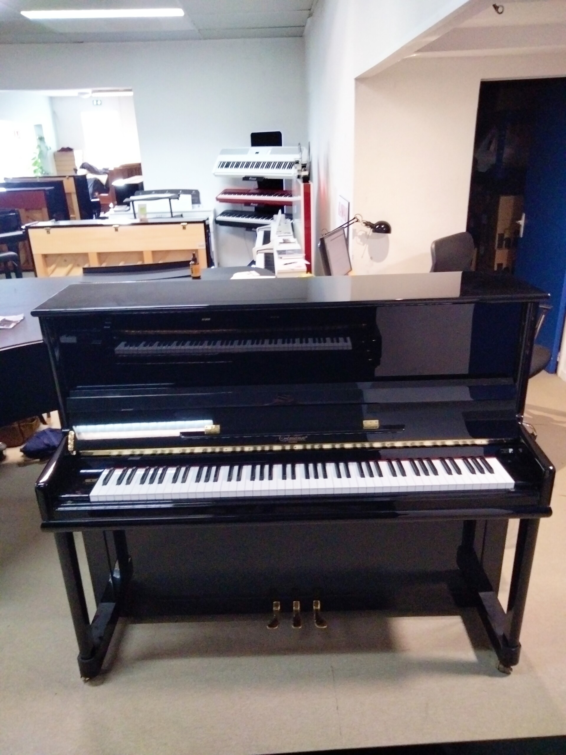 PIANO DROIT COLMANN UP 125 NOIR - Occasion - Location 40 €/mois – Image 3