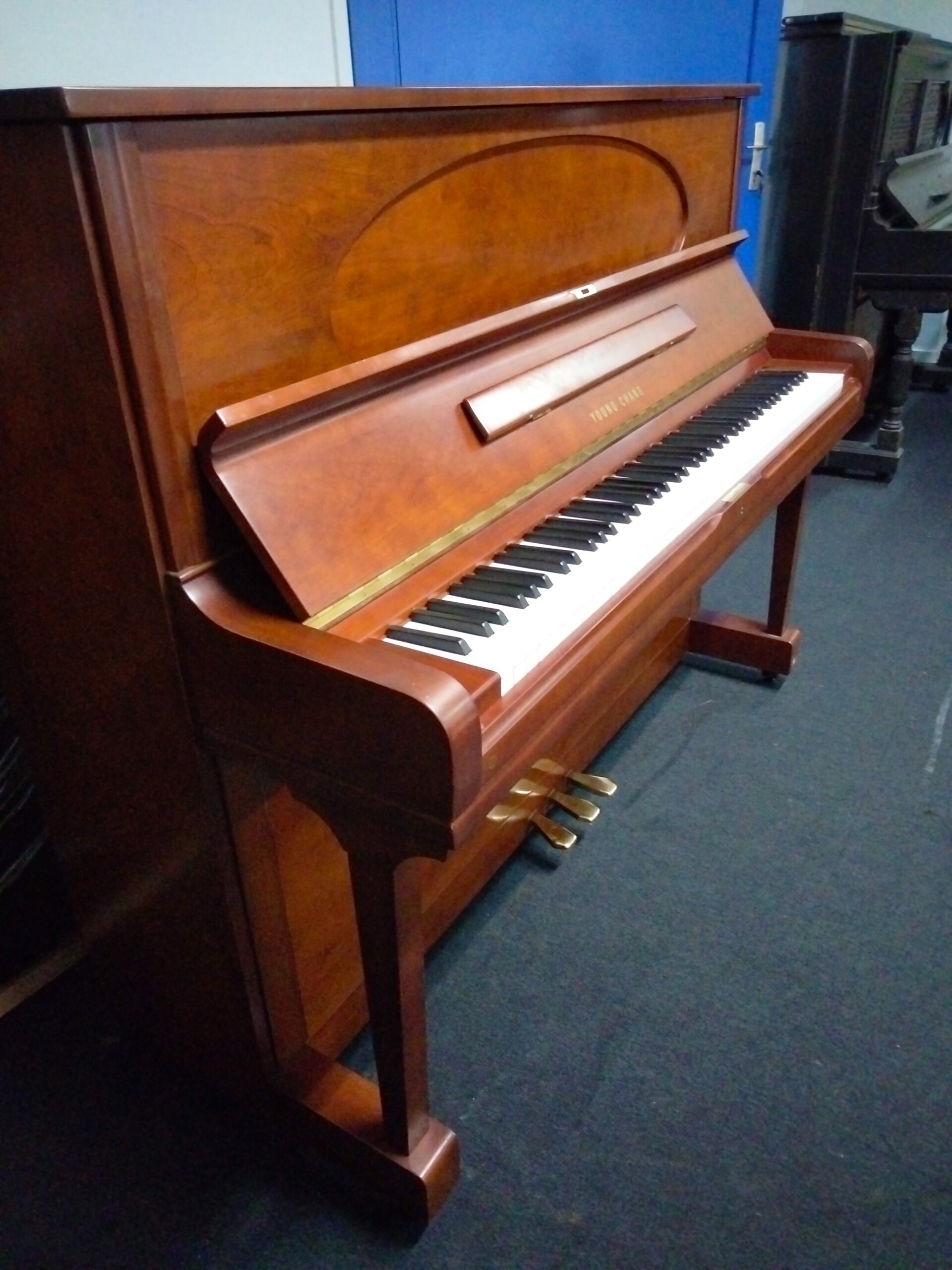 PIANO DROIT YOUNG CHANG U121 - N°1555811 - Location 60 €/mois – Image 2