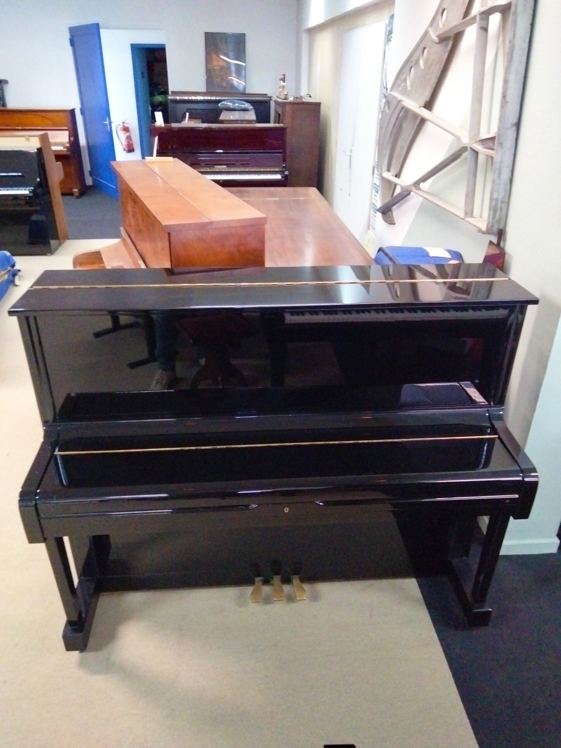PIANO DROIT YOUNG CHANG U121 - NOIR - Location 60 €/mois – Image 2